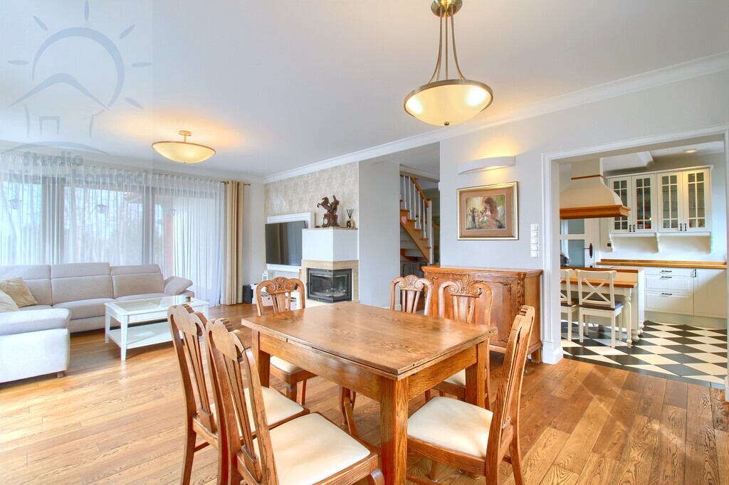 Dom Sprzedaż Lubicz, pow. 254 m2 | zdjęcie 1 | szukajlokum.pl